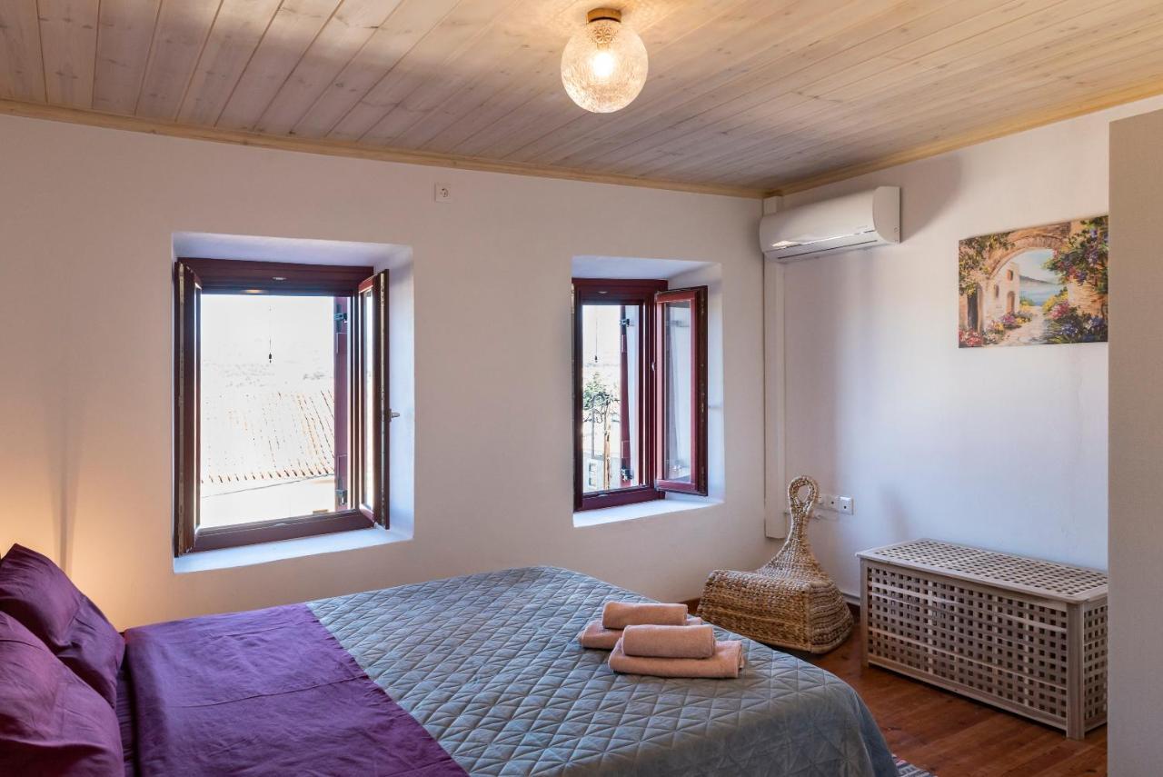 Katmar Homes Katerina Apartment นาฟปลิโอ ภายนอก รูปภาพ